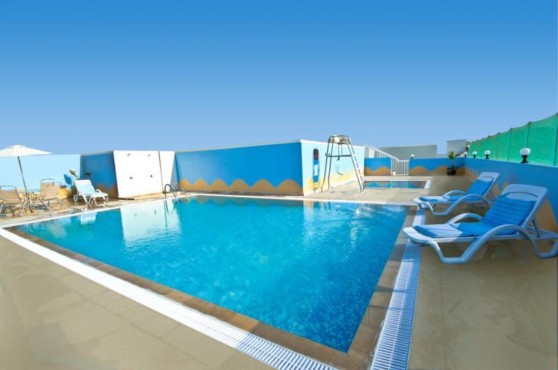 Golden Square Hotel Apartments 迪拜 外观 照片