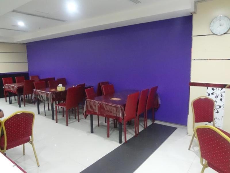 Golden Square Hotel Apartments 迪拜 外观 照片