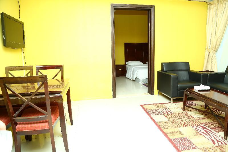 Golden Square Hotel Apartments 迪拜 外观 照片