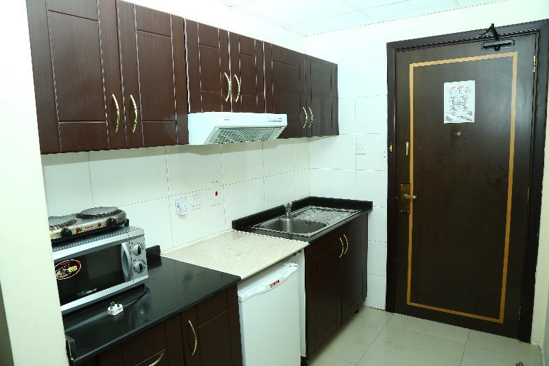 Golden Square Hotel Apartments 迪拜 外观 照片