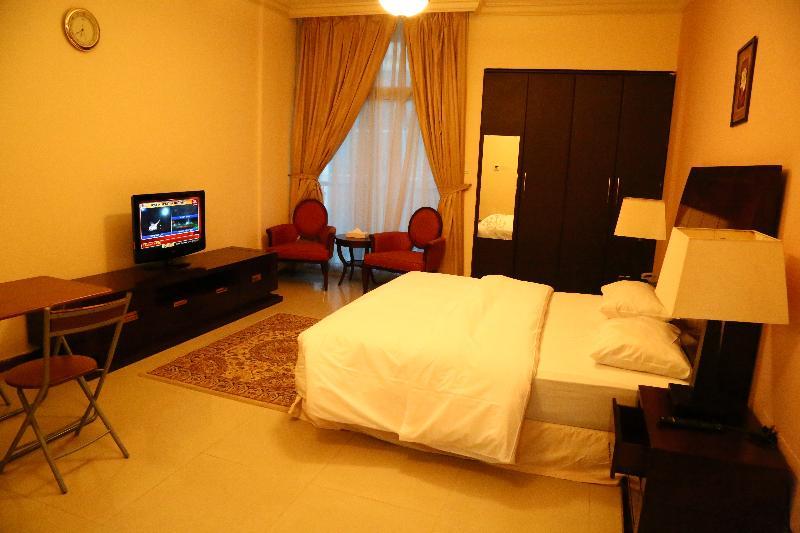 Golden Square Hotel Apartments 迪拜 外观 照片
