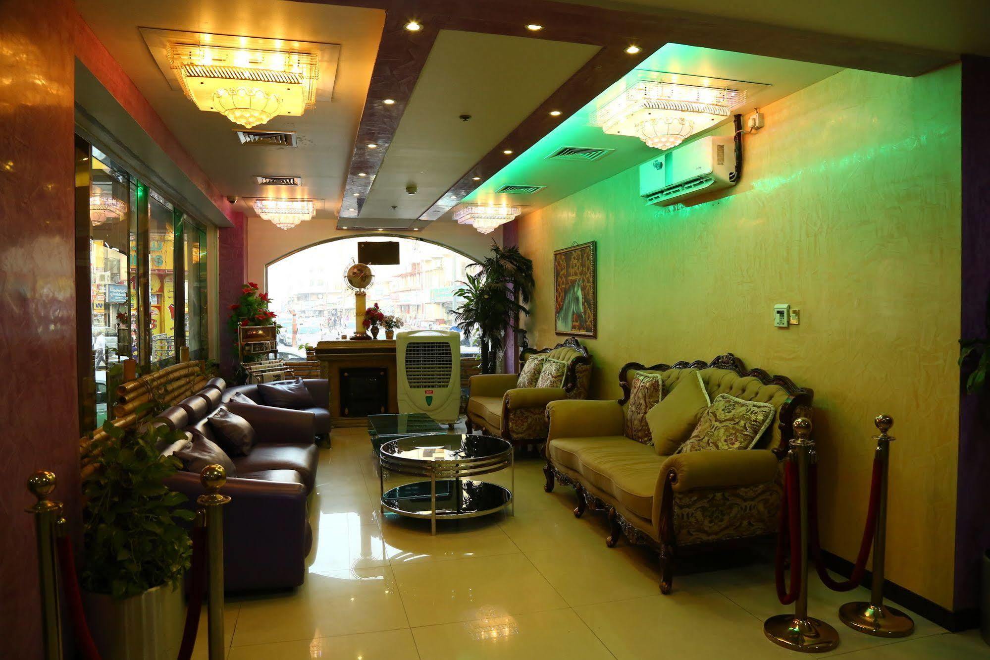 Golden Square Hotel Apartments 迪拜 外观 照片